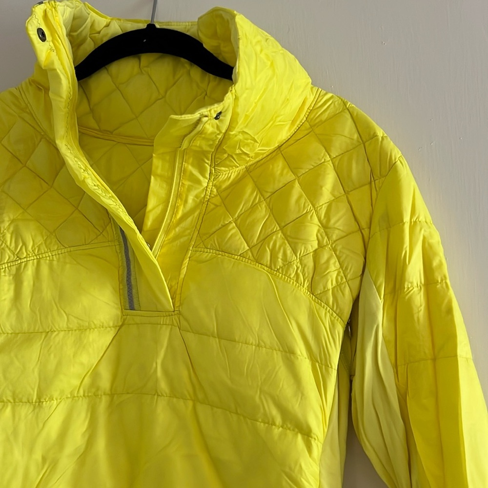Lululemon yellow 💛 pullover